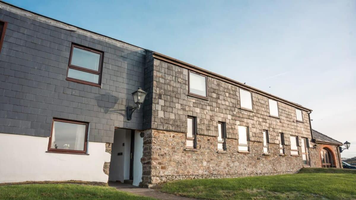 Lovely 2 Bedroom Coastal Cottage Near Bude Exteriör bild
